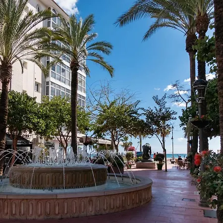 Vila Selecta Casa Blanca Estepona